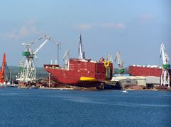 حوض بناء السفن في اوليانيك.