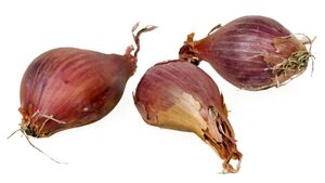 Shallots-Whole.jpg