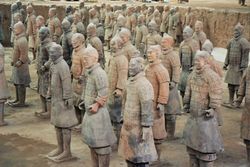 الجنود الصلصالية.