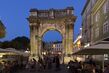 Arch of the Sergii at night, 2015 Pula, Croatia - panoramio (13).jpg