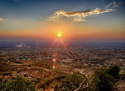 صورة جوية لمدينة السويداء، أكتوبر 2011.