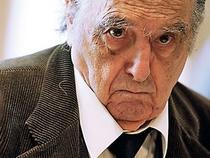 Rafael Sánchez Ferlosio.jpg