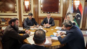 عبد الحميد الدبيبة والصديق الصور وعبد الرؤوف كارة (رئيس جهاز الردع) وحلمية إبراهيم (وزيرة العدل) وبشير الأمين وعادل جمعة في اجتماع مشترك. (29 نوفبمر 2023