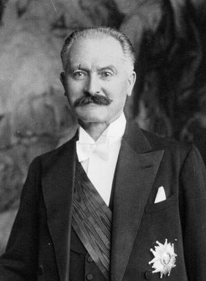 Albert Lebrun 1932 (2).jpg