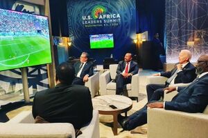 الرئيس الأمريكي جو بايدن والرئيس الإثيوبي آبي أحمد والرئيس النيجيري محمد بخاري، ورئيس وزراء المغرب عزيز أخنوش، ورئيس ليبيريا جورج ويا