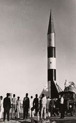 الصاروخ الظافر.