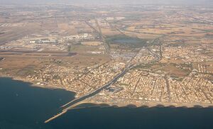 Fiumicino 03 (RaBoe).jpg