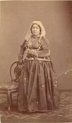 طبوخانم، زوجة آخوندزاده