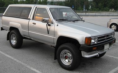 Toyota pickup.jpg