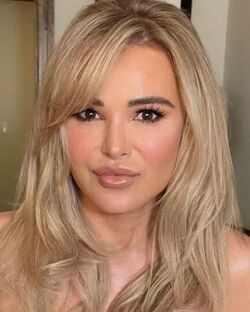 Sanela Diana Jenkins.jpg