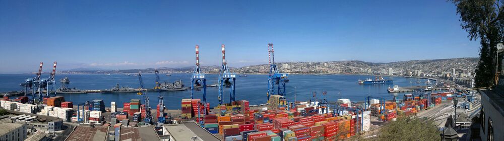 Overlooking the port of Valparaíso from the viewpoint May Twenty, Artillery Hill.