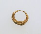 Earring; gold and silver; 1.5 × 0.4 × 1.4 cm; Metropolitan Museum of Art