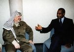 عرفات ورئيس الكونغو برازفيل، يونيو 1998.