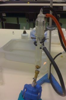 Camphor sublimation 1.jpg