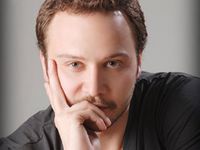 مكسيم خليل.jpg