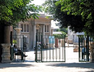 Flickr - archer10 (Dennis) - Egypt-14A-053.jpg