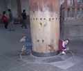 A supporting post in the Daibutsuden has a hole apparently the same size as one of the Daibutsu's nostrils. Legend has it that those who pass through it will be blessed with enlightenment in their next life.