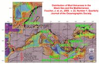 توزيع البراكيين الطميية شمال الأطلسي والبحر الأسود والبحر المتوسط. تشير الأسهم الخضراء إلى أنشطة التنقيب الهيدروكربونية حول حقول البراكيين الطمية.