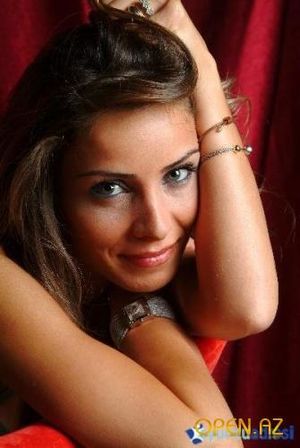 نور فتاح‌اوغلو.jpg