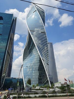 Вид на башню Эволюция 01 27.07.2022.jpg