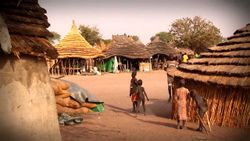 قرية ماثيانق