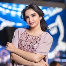 أساور عزت.jpg