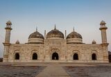 Early Morning view of Abbasi Mosque.jpg