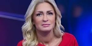 الإعلامية نجوى قاسم.jpg