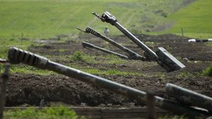 دبابات في وضع هجومي.jpg