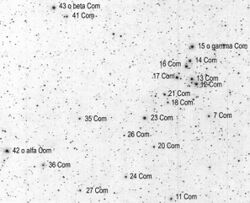 صورة بالأبيض والأسود للكوكبة