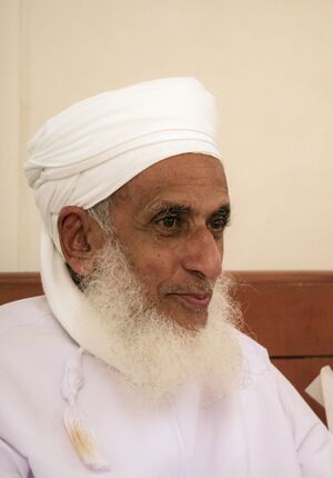 أحمد بن حمد بن سليمان الخليلي Ahmed bin Hamad al-Khalili 01 (cropped).jpg