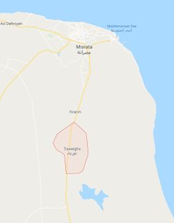 تقع تاورغاء على بعد 38 كم جنوب مصراتة