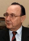 Hans-Dietrich Genscher (1989).jpg