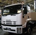 Isuzu Elf (2008).jpg