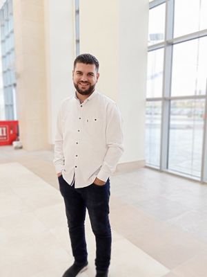 علي ابو هيف.jpg