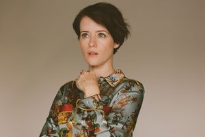 كلير فوي بعدسة برندان فريمان.jpg