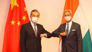 وزيرا الخارجية الصيني والهندي