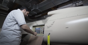 كمبيوتر تقنية 453 المخصص لطائرة صقر 1 .png