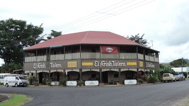El Arish Tavern, El Arish, Queensland, 2016.jpg