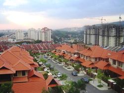 صورة من جلان دتوك سليمان في تامن تون در إسماعيل.