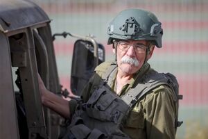 المؤرخ وعالم الآثار الإسرائيلي زئيف إيرلتش الذي قتل قرب بلدة شمع في 21 نوفمبر 2024