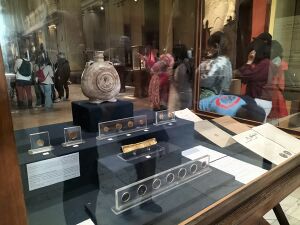 مسكوكات في المتحف المصري1.jpg