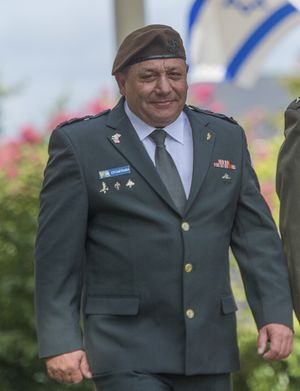 160804-D-PB383-018 (28695500081) (cropped).jpg