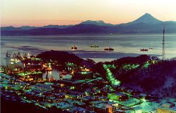 پتروپاڤلوڤسك-كامچاتسكي في المساء