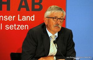 Sarrazin book pres a4.jpg