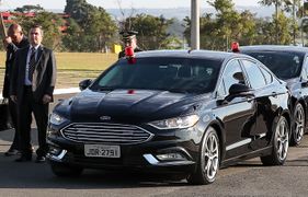 سيارة الدولة الرئاسية