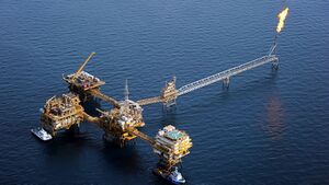 منصة غاز في بحر عمان.jpg