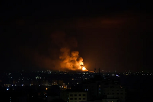 من الغارات على غزة ضمن عملية السهم الواقي