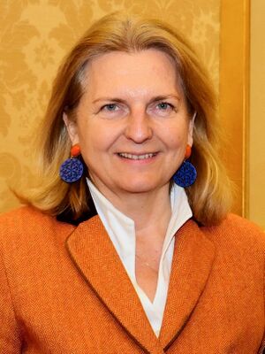 2018 Karin Kneissl Paul Richard Gallagher (16. Jänner 2018) (24876263787) (cropped).jpg