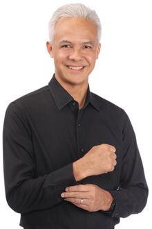 الپورتريه الرسمي لگنجر پرانوو، 2023.